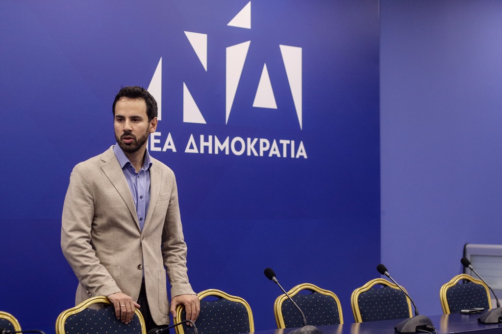 Απίστευτη ομολογία από τον Ρωμανό: «Δεν είχα χρόνο να τσεκάρω την είδηση για τον νόμο Παρασκευόπουλου»