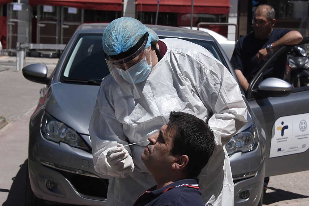 Σε χέρια ιδιωτών η επιδημιολογική επιτήρηση στα λιμάνια