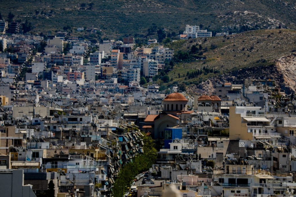 Ως το βράδυ της Πέμπτης πληρώνονται οι ιδιοκτήτες για τα μειωμένα ενοίκια Μαϊου-Απριλίου