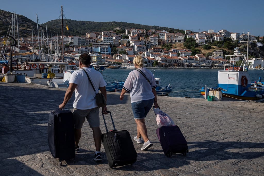 Προειδοποίηση Τζανάκη: 400.000 – 600.000 ανεμβολίαστοι θα νοσήσουν στο τέταρτο κύμα (Video)