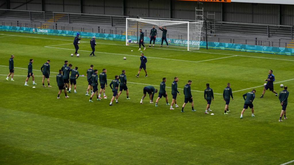 Μεγάλο ντέρμπι απόψε στο Wembley για την πρόκριση στον τελικό