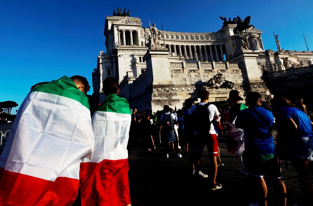 Ρώμη: Στο Προεδρικό Μέγαρο οι «Azzurri» με το ευρωπαϊκό κύπελλο ανά χείρας