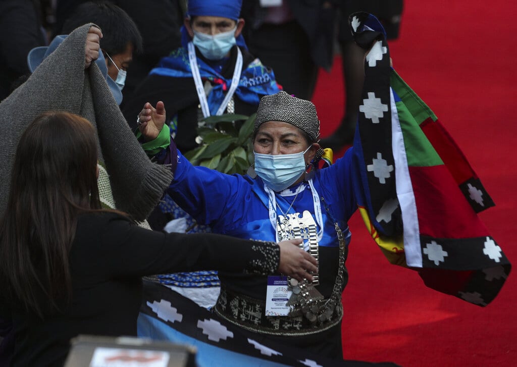 Ελίζα Λονκόν, μια αυτόχθων στο τιμόνι της Συντακτικής Συνέλευσης στη Χιλή