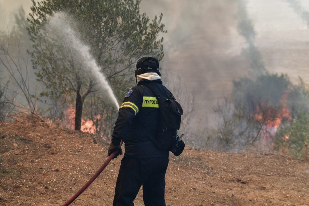 Πολύ υψηλός κίνδυνος πυρκαγιάς την Τετάρτη για 5 περιφέρειες της χώρας