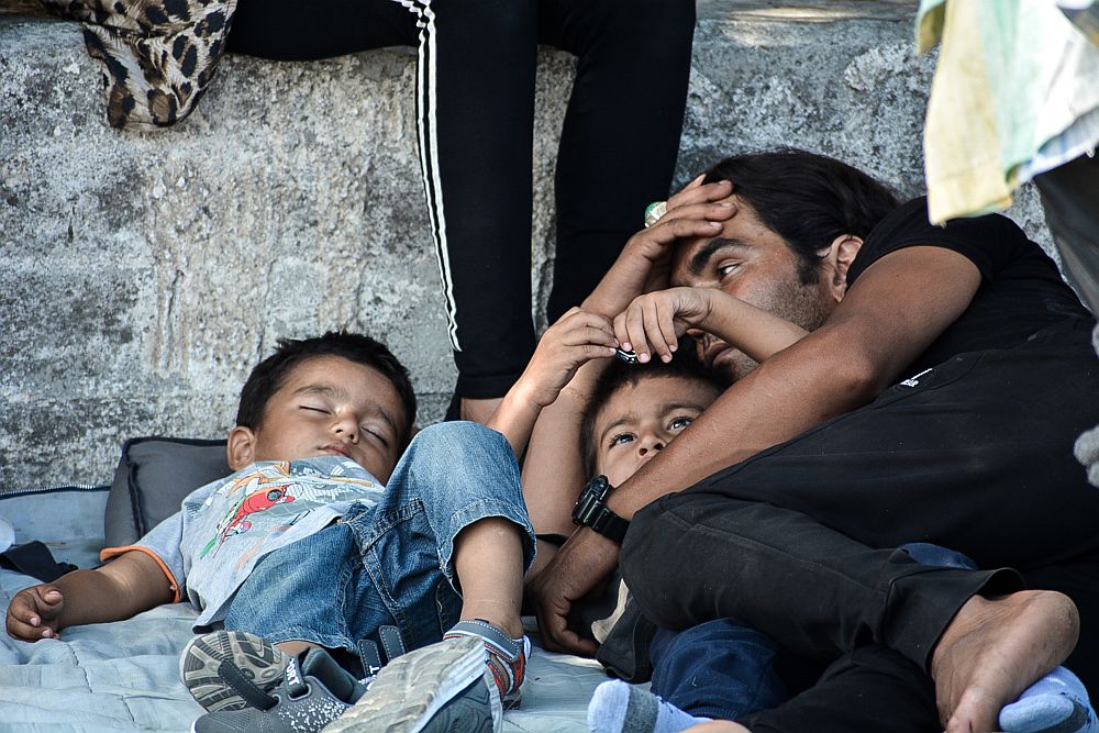 17 Ευρωβουλευτές ρωτούν για τις παράνομες απωθήσεις προσφύγων – μεταναστών από τη Βουλγαρία στην Ελλάδα