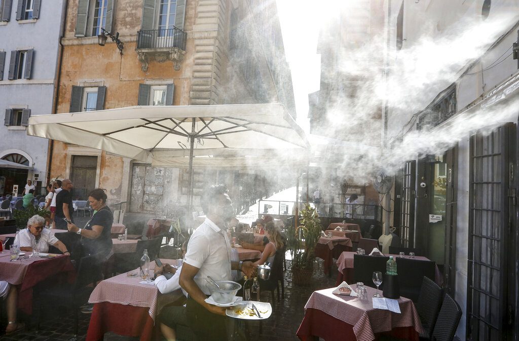 Καύσωνα με 47άρι περιμένουν το Σαββατοκύριακο στη Νότια Ιταλία