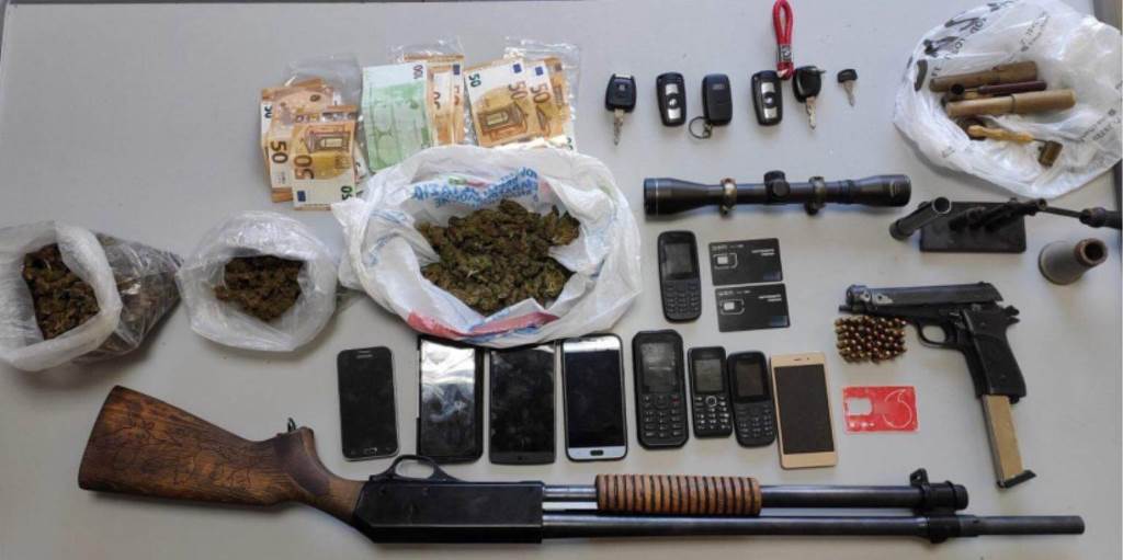 Κρήτη: Εξαρθρώθηκε εγκληματική ομάδα με «ειδίκευση» σε όπλα, ναρκωτικά και εμπρησμούς οχημάτων