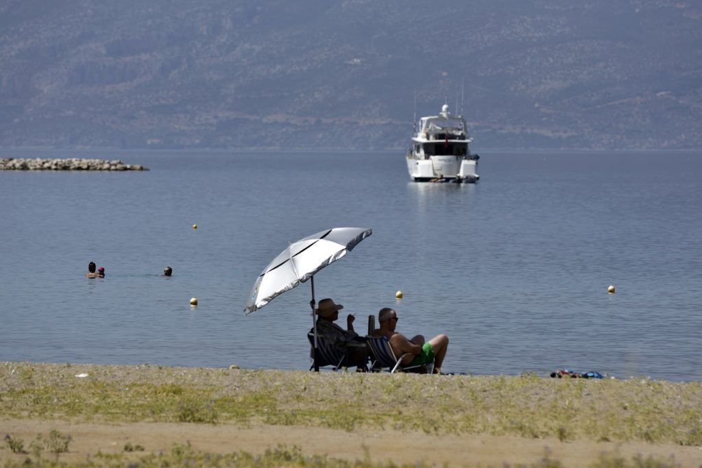 Καύσωνας με 45αρια για ένατη συνεχόμενη ημέρα