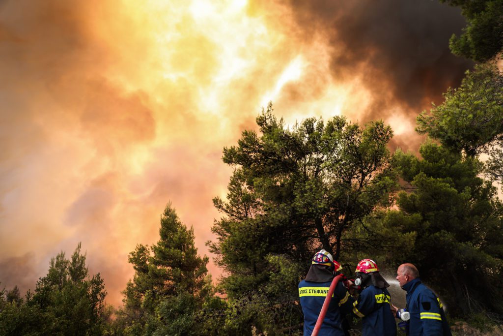 Γεροβασίλη για φωτιές: Η κλιματική κρίση είναι εδώ, η Κυβέρνηση;