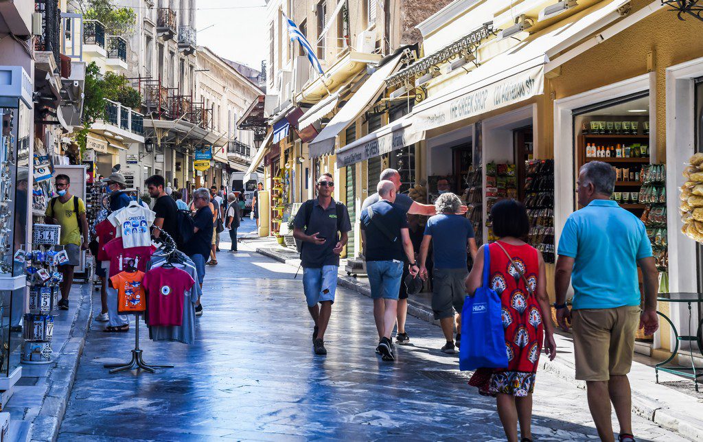 Στο έλεος της πανδημίας με 3.628 νέα κρούσματα – 344 διασωληνωμένους – 22 θανάτους
