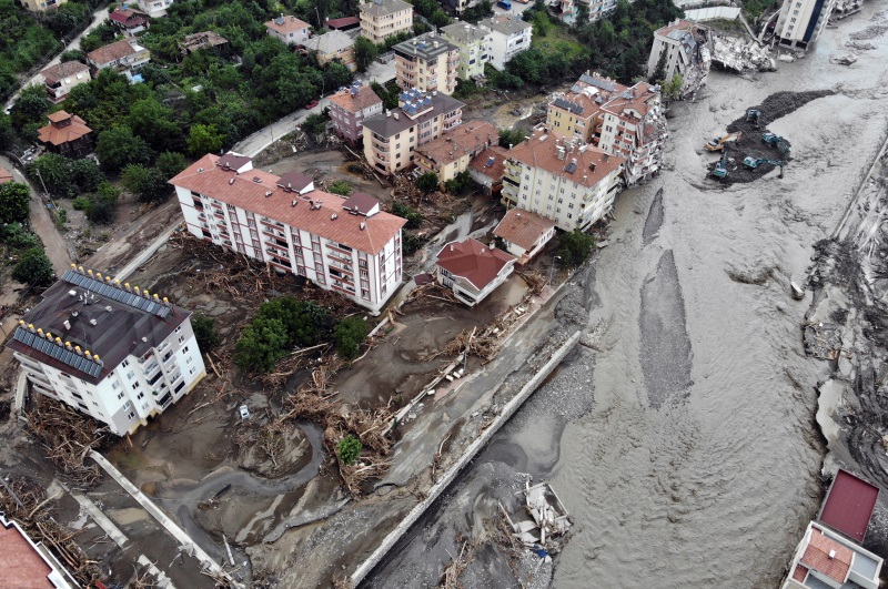 Tουρκία: Στους 58 οι νεκροί από τις πλημμύρες