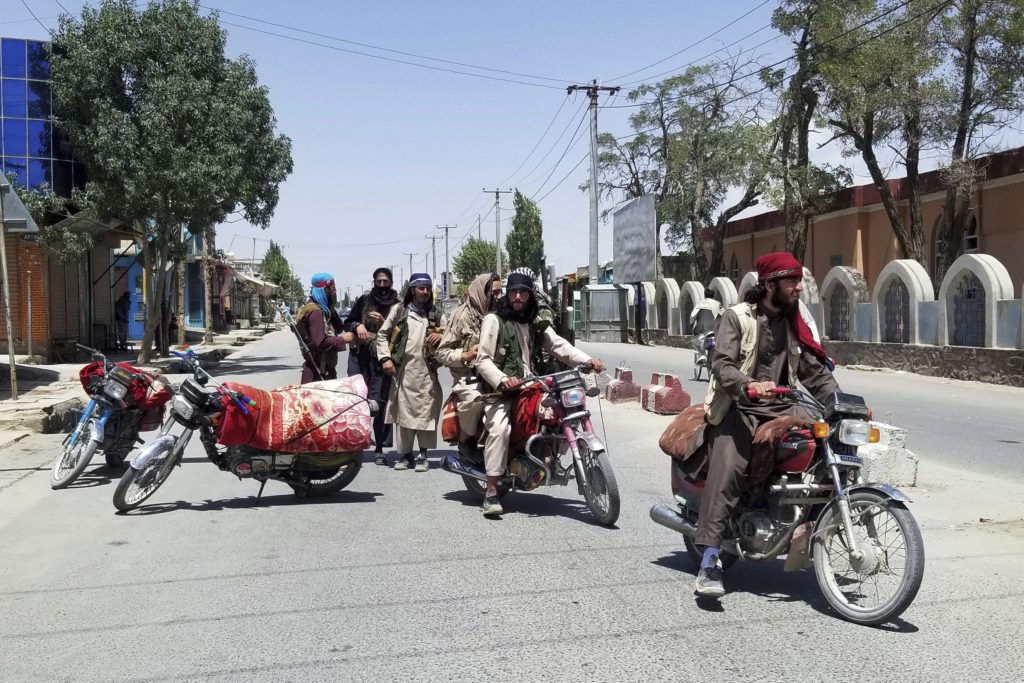 Αφγανιστάν: Οι Ταλιμπάν κατέλαβαν την πόλη Χεράτ