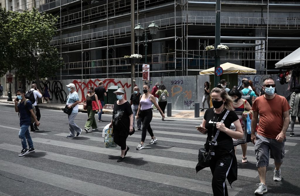 Θερίζει η πανδημία: 42 θάνατοι- 332 διασωληνωμένοι – 3.273 νέα κρούσματα