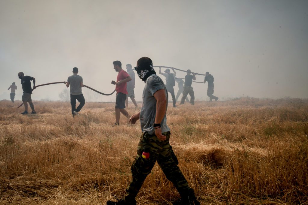 Κρήτη: Φωτιά στην Άνω Χερσόνησο – Μεγάλη κινητοποίηση της Πυροσβεστικής