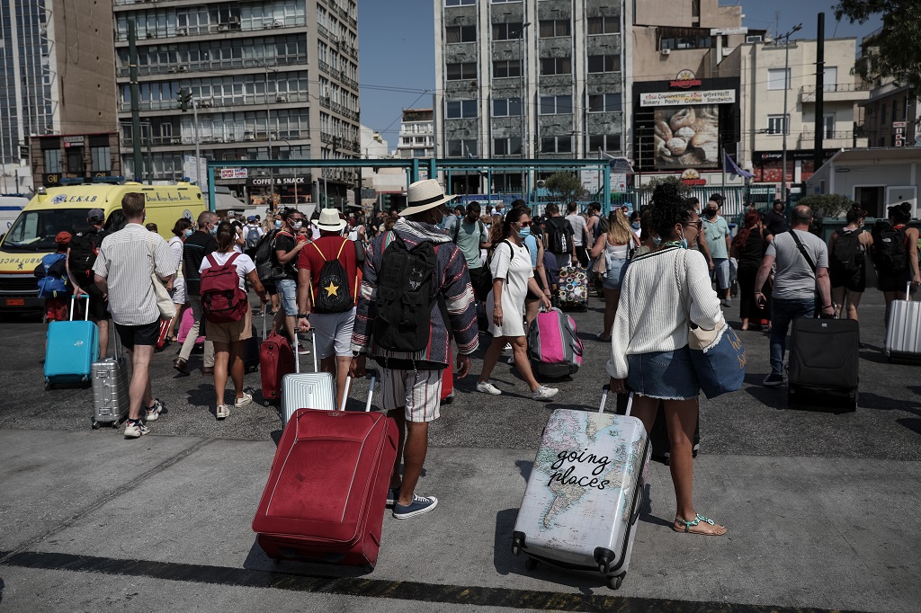 Ο αυξημένος δείκτης θετικότητας κορονοϊού και η μετάλλαξη Δέλτα φέρνουν πιο κοντά τα τοπικά lockdown