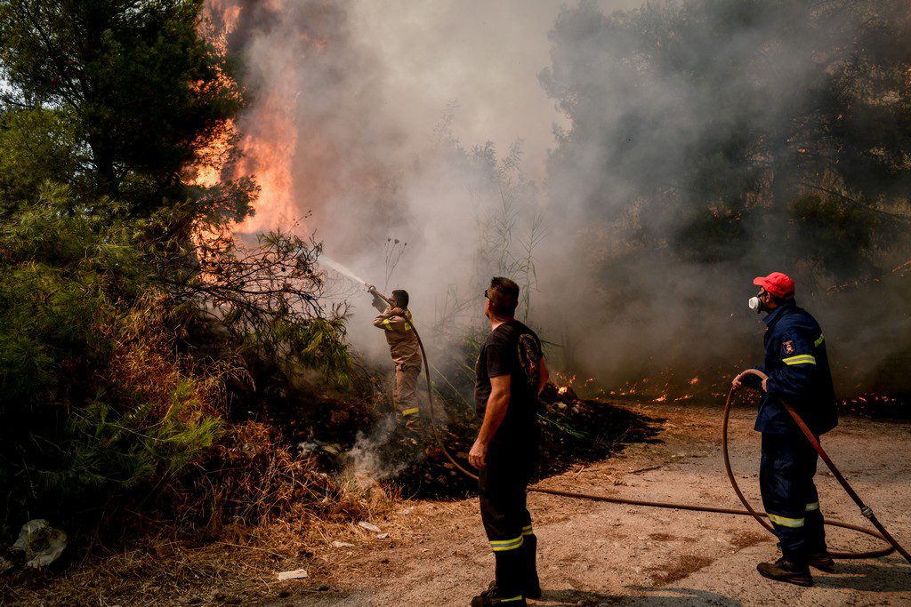Μάχες με τις φλόγες στην Ισπανία