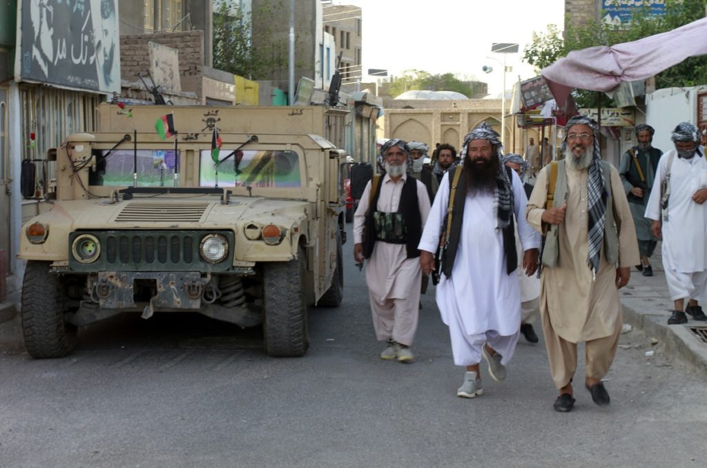 Αφγανιστάν: Οι Ταλιμπάν προελαύνουν προς την Καμπούλ – Ελέγχουν το 65% της χώρας