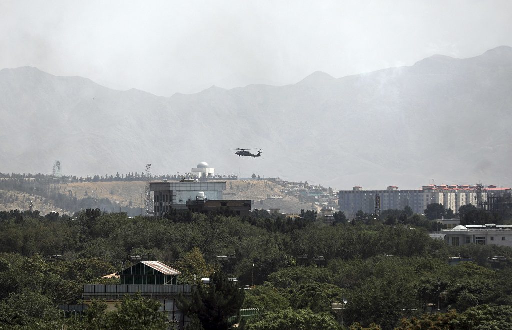 Αφγανιστάν: Για τρεις νεκρούς κάνει λόγο η Wall Street Journal στο αεροδρόμιο της Καμπούλ