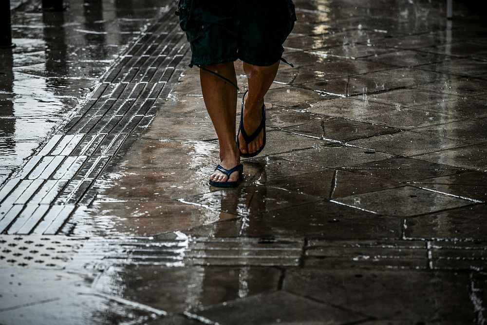 Προειδοποίηση για ισχυρές καταιγίδες τις επόμενες ώρες – Το πρωί της Πέμπτης στην Εύβοια