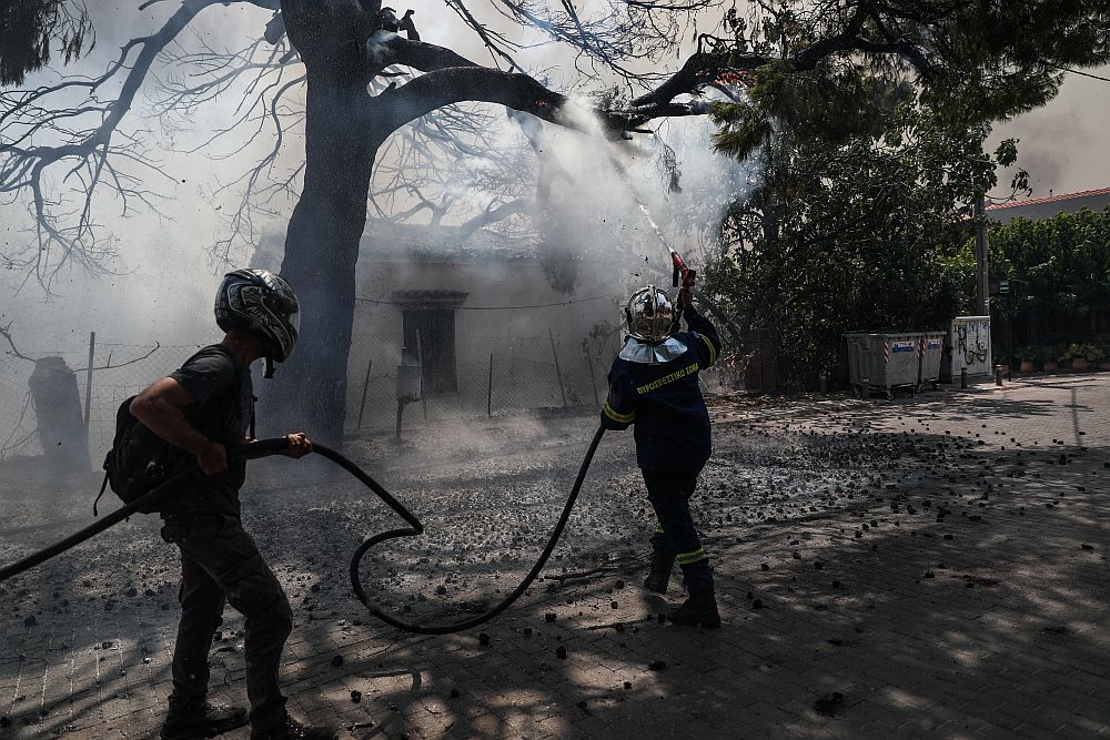 Πυρκαγιές: Δύο προσαγωγές σε Κρυονέρι και Φωκίδα