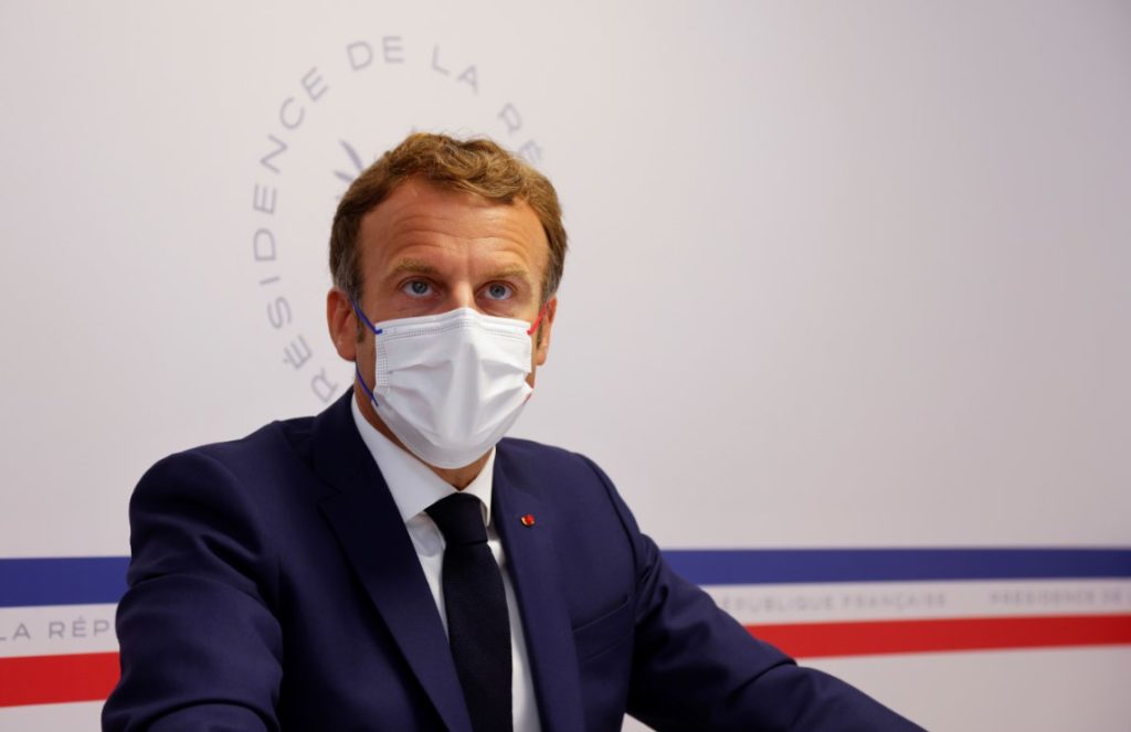 Γαλλία: Ο Μακρόν θα διορίσει κυβερνητικό εκπρόσωπο τον πρώην υπουργό Υγείας Βεράν