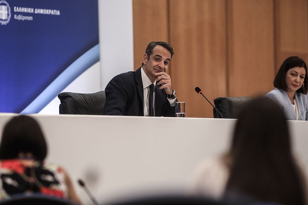Συνέντευξη Τύπου Μητσοτάκη: «Το επιτελικό κράτος δεν σβήνει φωτιές με μάνικες» (Video)