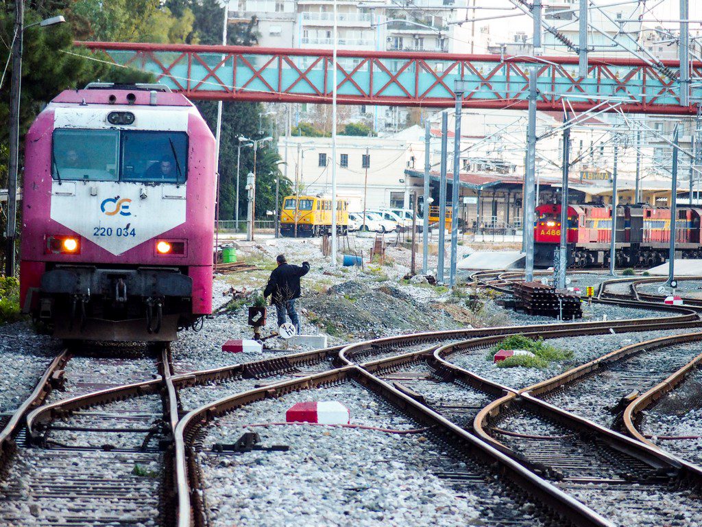 ΤΡΑΙΝΟΣΕ: Καταργούνται μέχρι νεωτέρας τα δρομολόγια Αθήνα- Χαλκίδα