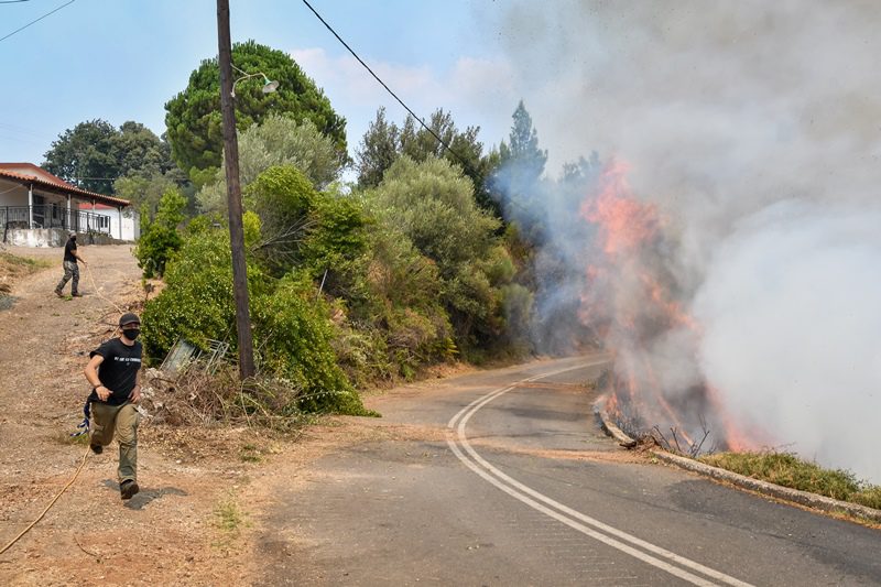 Προκλητική η εμφάνιση «ταμείου Μολυβιάτη» Νο2