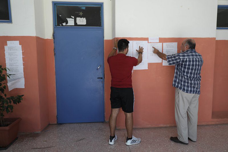 Σία Αναγνωστοπούλου – Κώστας Μάρκου: Καταστροφικός ο αποκλεισμός 40.000 υποψηφίων