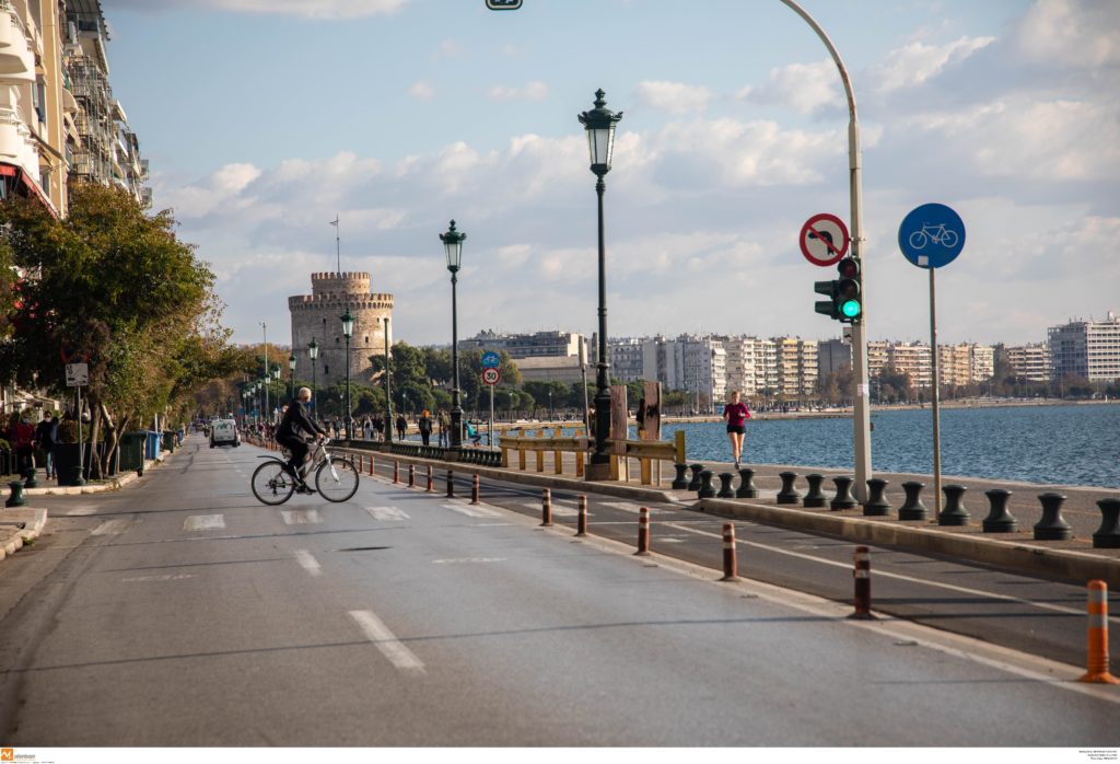 Ανησυχία στη Βόρεια Ελλάδα από την απότομη άνοδο των κρουσμάτων – Σχεδόν 11% αυξήθηκαν οι νοσηλείες