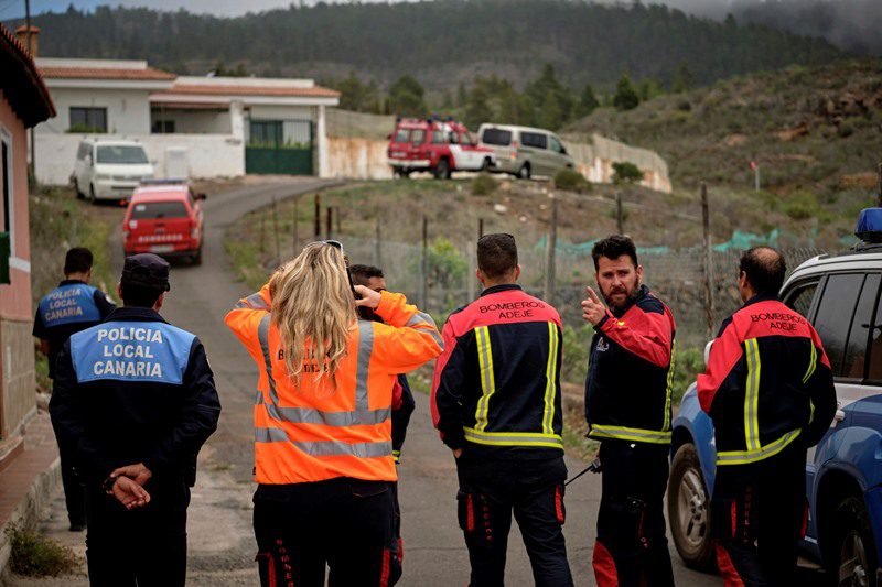 Ισπανία: Απομακρύνονται από τα σπίτια τους κάτοικοι στο νησί Λα Πάλμα, μετά από προειδοποίηση για έκρηξη ηφαιστείου