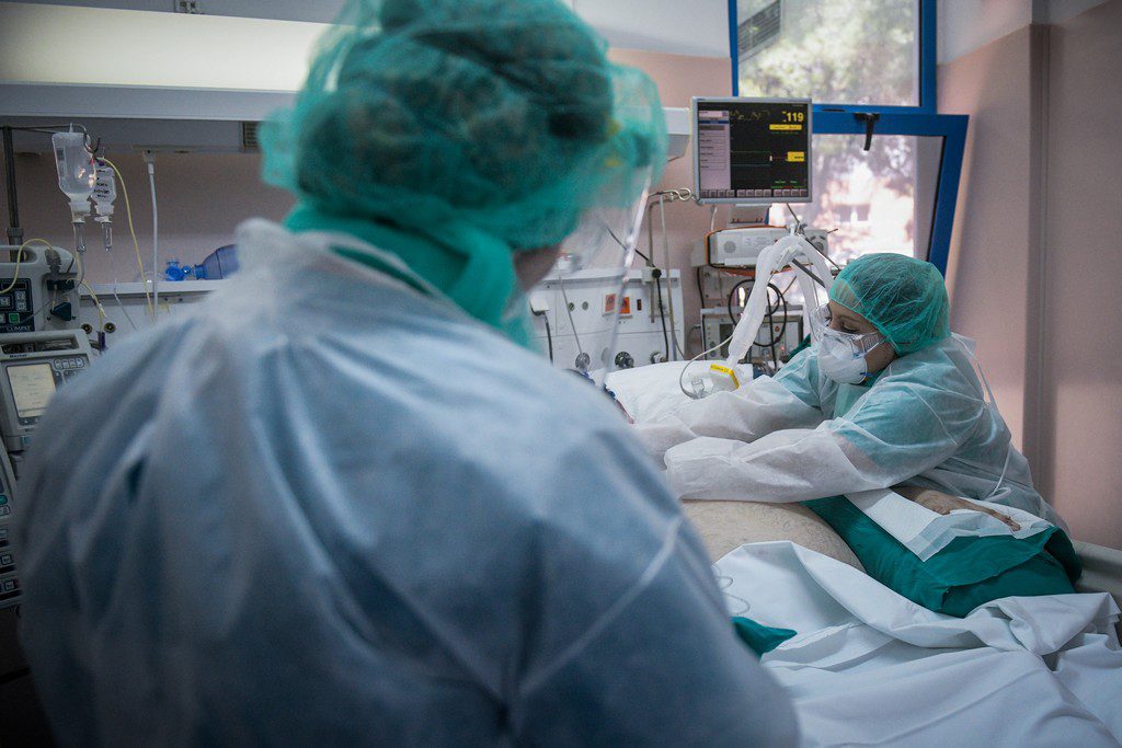 Κορονοϊός: Στο εισαγγελικό δόκανο τα «τάγματα εφόδου» στα νοσοκομεία