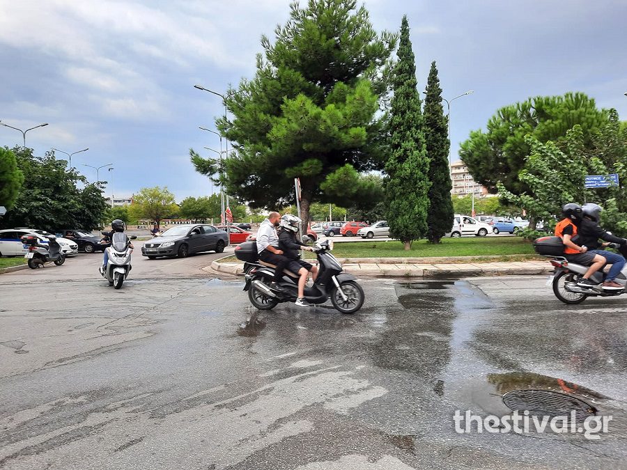 Μηχανοκίνητη πορεία στη Θεσσαλονίκη κατά του υποχρεωτικού εμβολιασμού