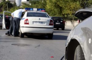 Συνελήφθησαν τέσσερα άτομα για φθορές σε καταστήματα στο κέντρο της Αθήνας
