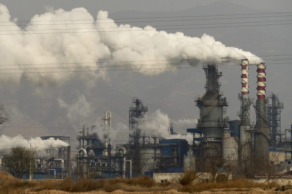 Κίνα: Στόχος η μείωση των ορυκτών καυσίμων κατά λιγότερο από 20% έως το 2060