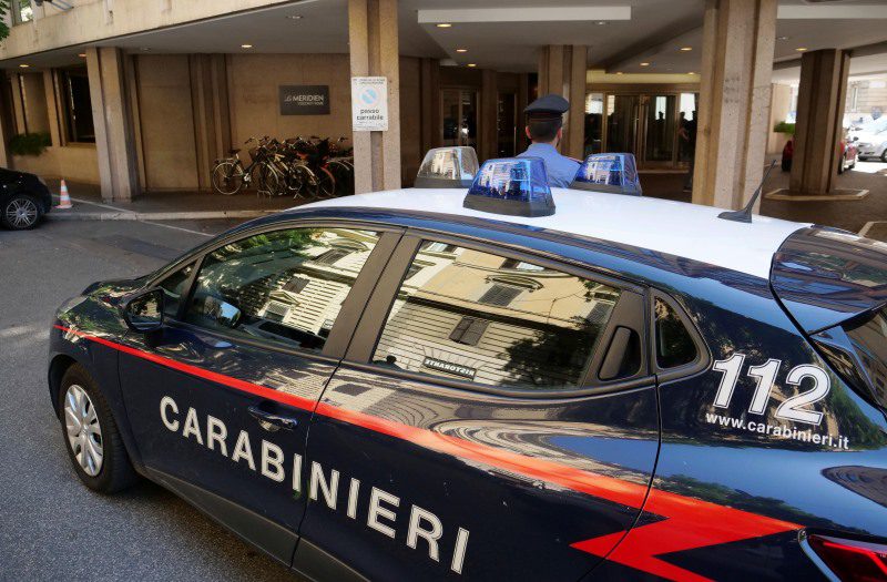 Ιταλία: Κρατούμενος σε κατ’ οίκον περιορισμό ζήτησε να επιστρέψει στη φυλακή γιατί δεν άντεχε τη… σύζυγό του
