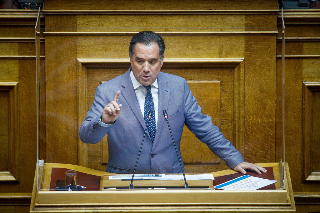 Άδωνις Γεωργιάδης: Όταν ο εκδοτικός του οίκος έκανε προπαγάνδα κατά των εμβολίων