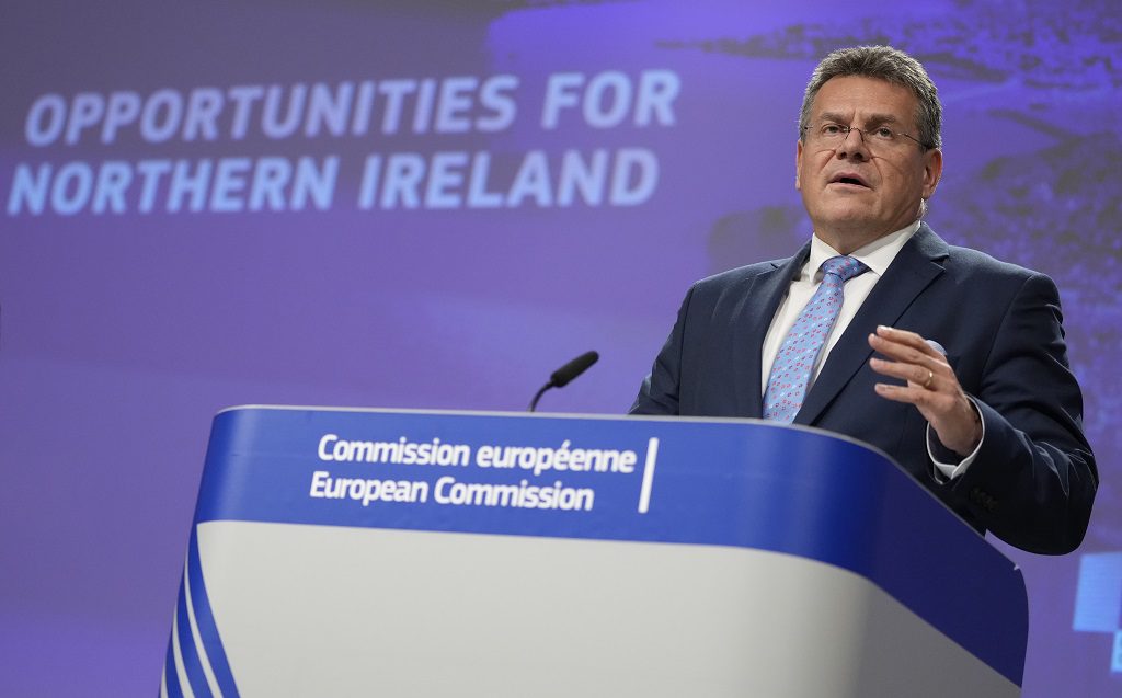 Υπουργός Brexit: Η ΕΕ πρέπει υποχωρήσει κι άλλο για την Βόρεια Ιρλανδία
