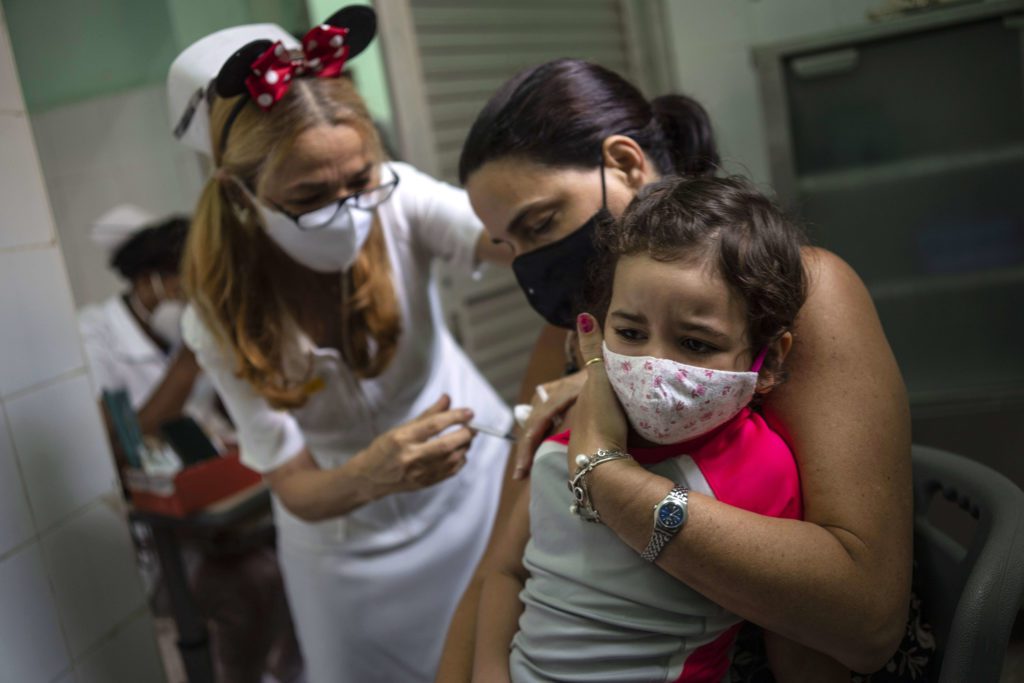 Κούβα: Η αύξηση των εμβολιασμένων στο 70% έριξε κατακόρυφα τα κρούσματα