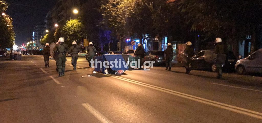 Θεσσαλονίκη: Tέσσερις συλλήψεις στην επεισοδιακή διαμαρτυρία αντιεξουσιαστών – δύο τραυματίες