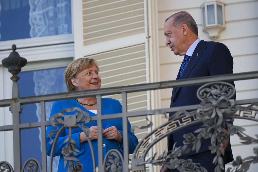 Ανησυχία στη Γερμανία από την κλιμάκωση της Τουρκίας που χαρακτήρισε δέκα πρέσβεις ως «ανεπιθύμητα πρόσωπα»