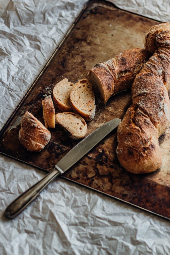 Εικοσιπέντε ιδέες για υπέροχα σνακ με βάση μία φέτα ψωμί