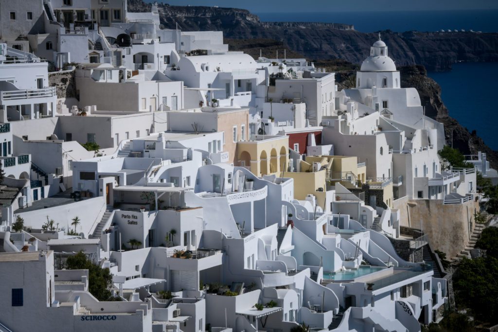 Ένας νεκρός και ένας τραυματίας σε εργατικό δυστύχημα στη Σαντορίνη