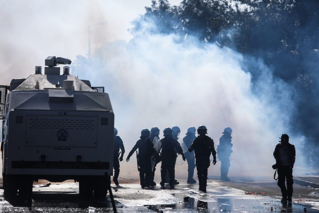 Βουλευτές ΝΔ ζητούσαν ενίσχυση των πυροσβεστών αλλά η κυβέρνηση έστειλε τα ΜΑΤ