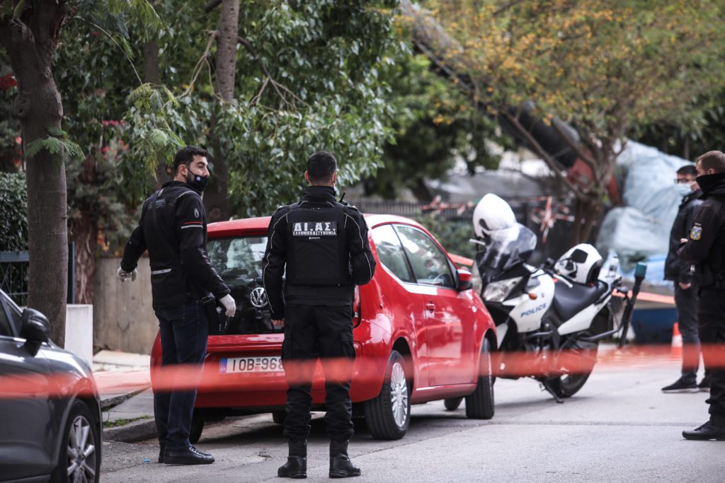 Πυροβολισμοί Χαλάνδρι: Η γνωριμία με τον γιατρό, οι καβγάδες και τα μηνύματα της εικαστικού που προμήνυαν την πράξη της