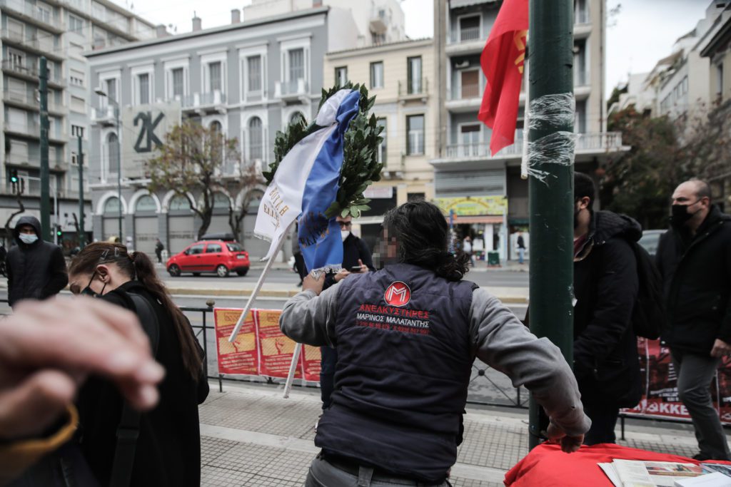 Πολυτεχνείο: Φοιτητές αποδοκίμασαν βουλευτές της ΝΔ και τους εμπόδισαν να καταθέσουν στεφάνι – Ένταση και μεταξύ παρατάξεων