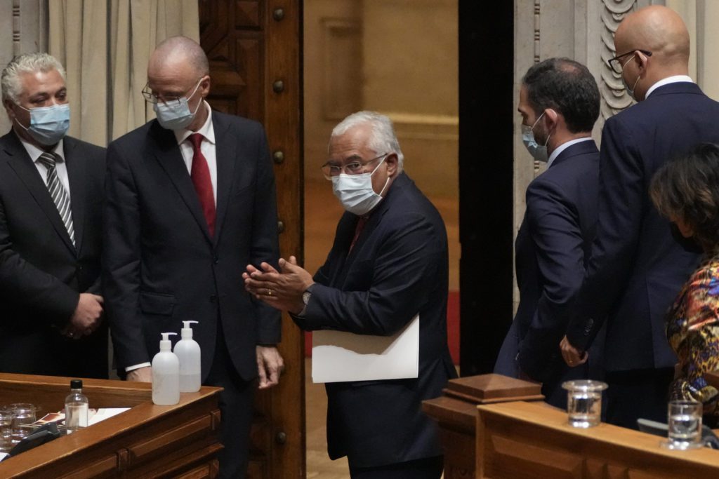 Σε ρυθμούς πρόωρων εκλογών η Πορτογαλία