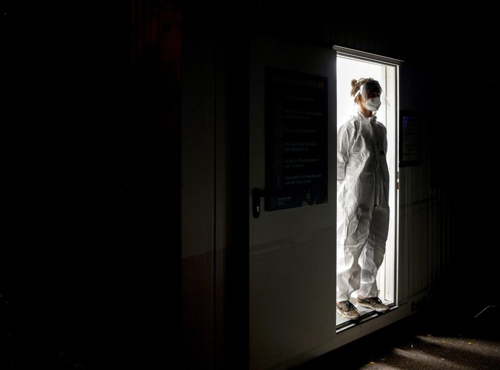 «Καλπάζει» η πανδημία: Πάνω από 16.000 κρούσματα κορονοϊού ανακοίνωσε η Ολλανδία