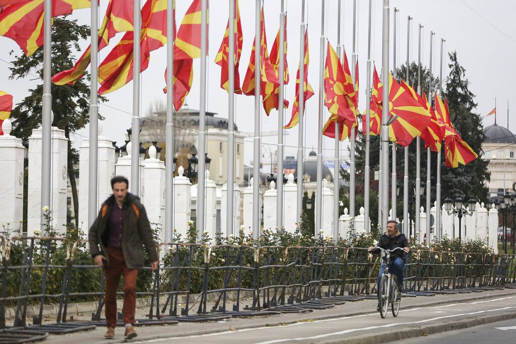 Βόρεια Μακεδονία: Επικείμενη συμπολίτευση Ζάεφ με το αλβανικό κόμμα