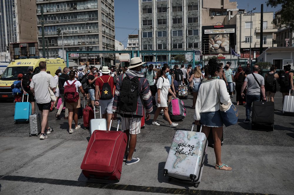 ΤτΕ: Αύξηση εισπράξεων στον τουρισμό κατά 139% στο εννιάμηνο